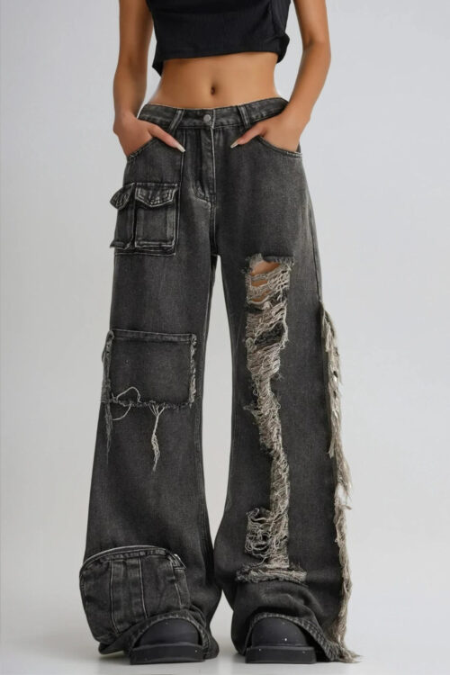 Cargoesque Distressed Jeans